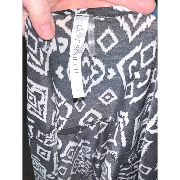 Dear Scarlett Diamond Elegance Gabby Cardigan - Picture 6 of 8